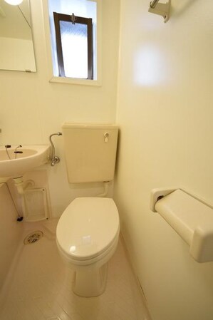 ルーブル子安の物件内観写真